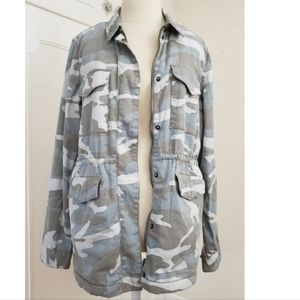 NWT Mia & Tess Light Green & Gray Camo Zip-Up Jacket Women's Small Sherpa Lining